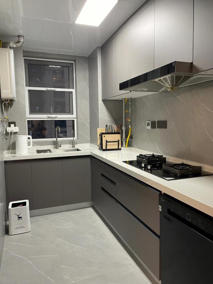 Modern Kitchen Cupboard Melamine Kitchen White Lacquer Chinese Furniture 2