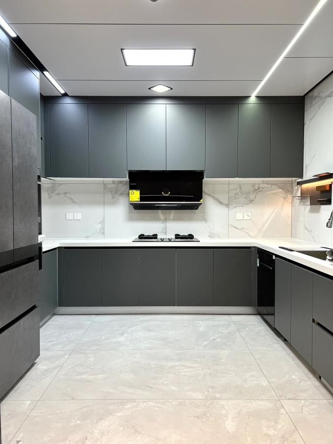 Heat-Resistant Kitchen Cabinet Doors With Waterproof Finish for Home 0