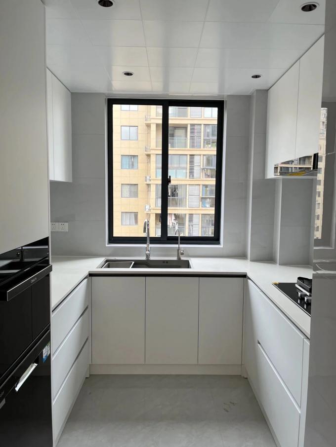 Heat-Resistant Kitchen Cabinet Doors With Waterproof Finish for Home 6