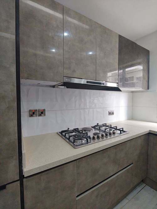 Latest company news about Custom Wardrobes Exported to Americas, Middle East & Africa with Growing Global Clients