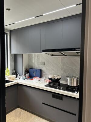 buy Customizable Factory Price Custom Classic Style Kitchen Cabinet Furniture online manufacturer