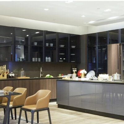 Quality ODM Slab Modern Kitchen Cabinet Makers Paticle Board Carcass factory